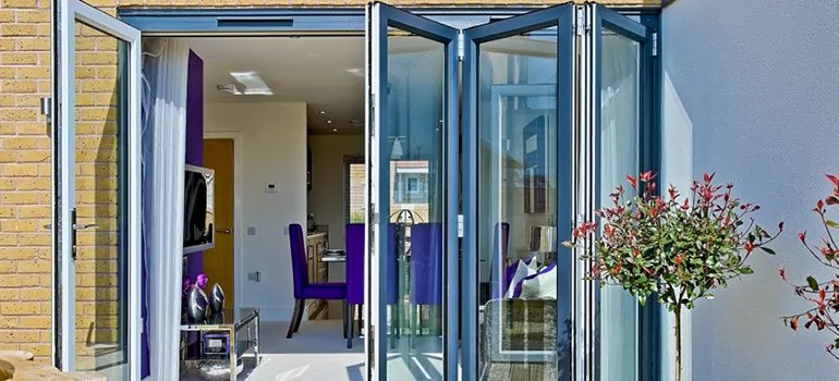 Commercial Door Glass Repair in Bay Point, CA